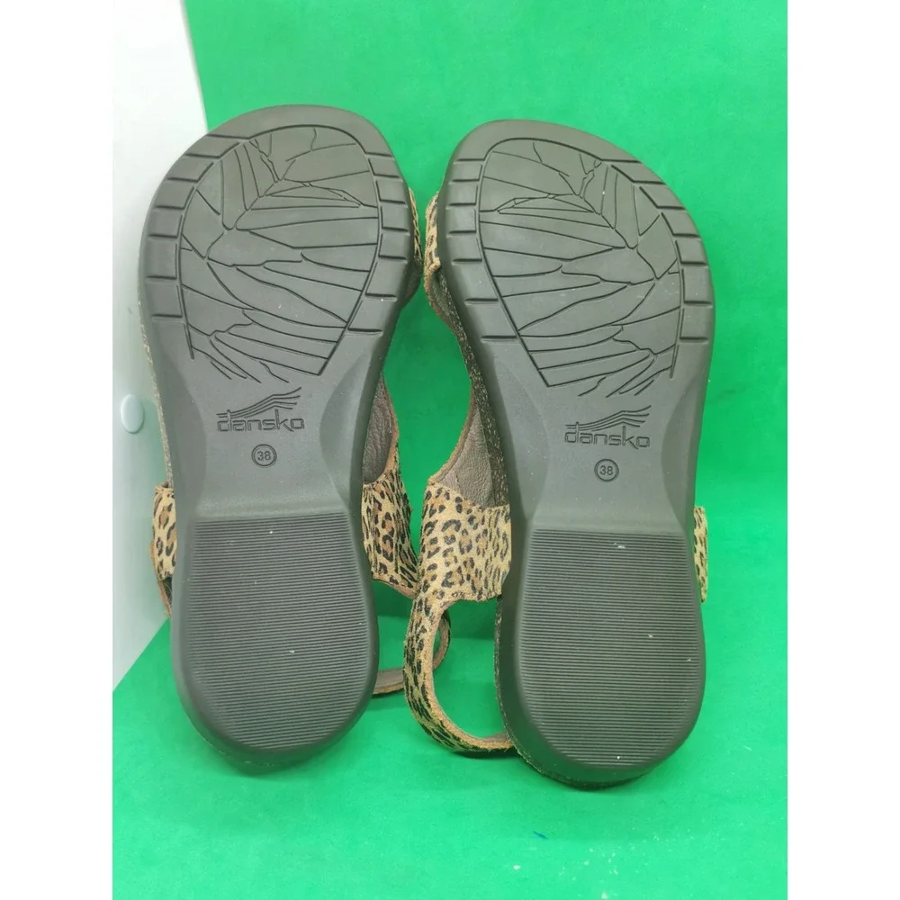 Dansko Womens Cheetah Print Brown Toe Thong Hook&Loop Closure Sandal Sz 7-7.5/38